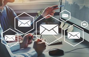 7 Transactional Emails You Need to Close the Deal